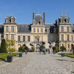 Fontainebleaun palatsi